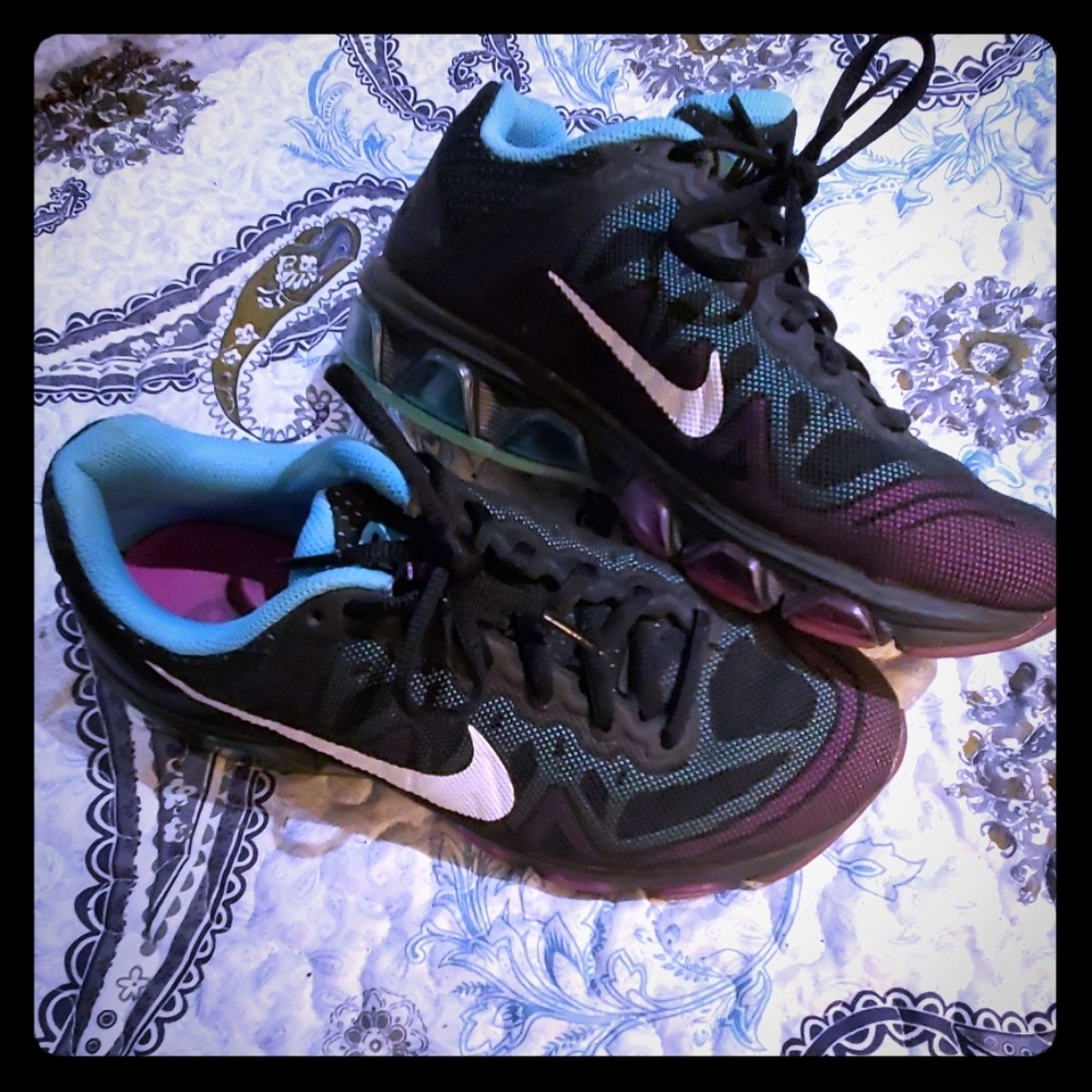 Nike AirMax Tail Wind black size 8